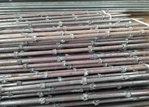 赤水隧道钢花管